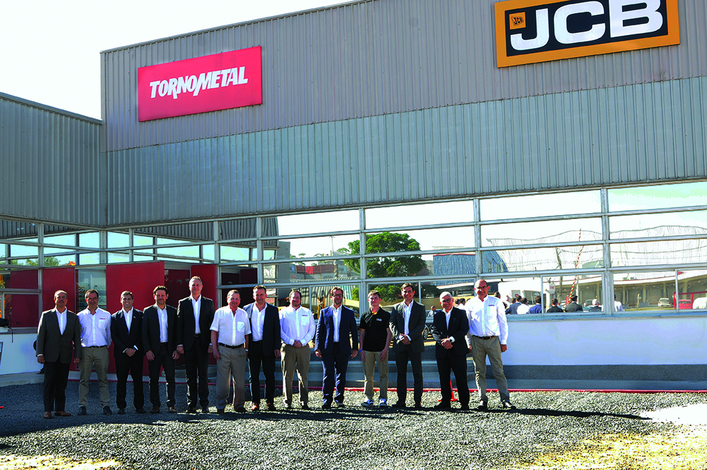 CEO Global y Director Ejecutivo de JCB de visita en Tornometal