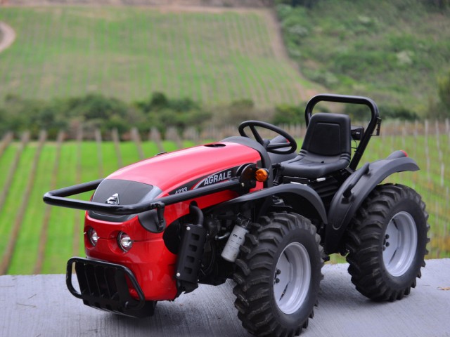 Agraletractorisodiametrico