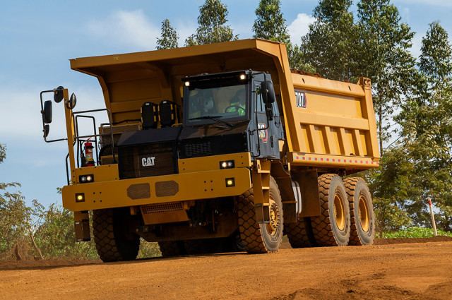 Caterpillar lanza el nuevo Camión Cat® 707 de caja ancha con un diseño rentable y capacidad de reconstrucción Caterpillar lanza el nuevo Camión Cat® 707 de caja ancha con un diseño rentable y capacidad de reconstrucción
