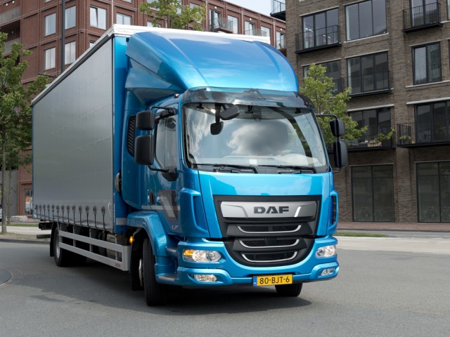 DAF-Introduces-New-LF