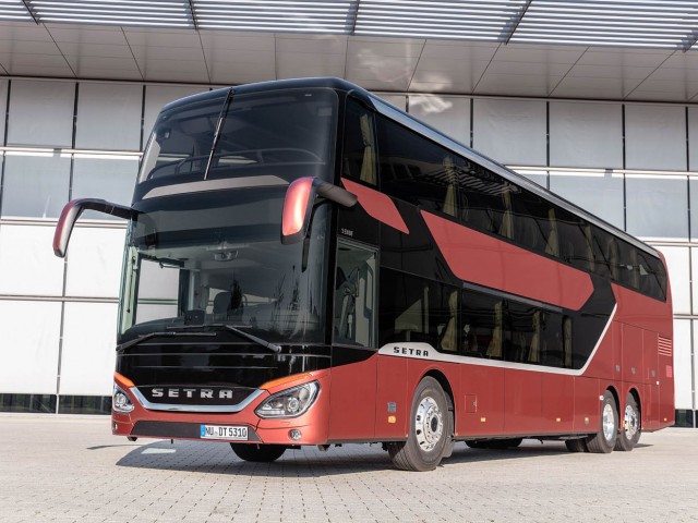 Daimler_buses_IAA_1