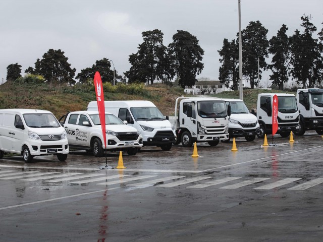 Santa Rosa organizó el primer test drive de camiones dentro de la UAM