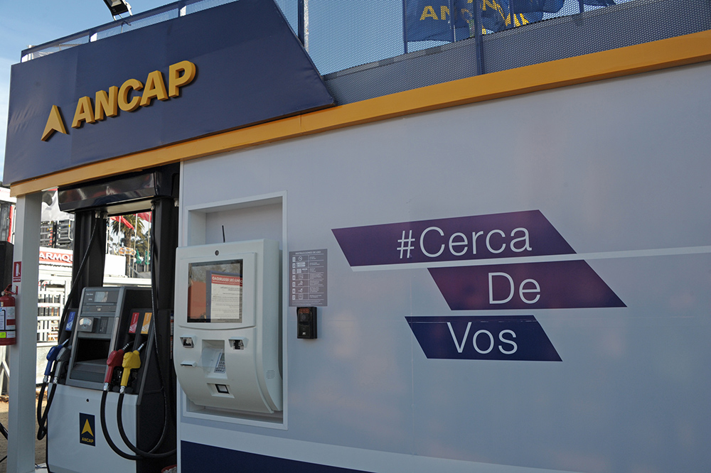 Pequeñas localidades contarán con nuevo modelo de estación de servicio de Ancap