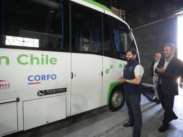 Chile presentó el primer bus a hidrógeno hecho en el país