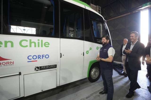 Chile presentó el primer bus a hidrógeno hecho en el país