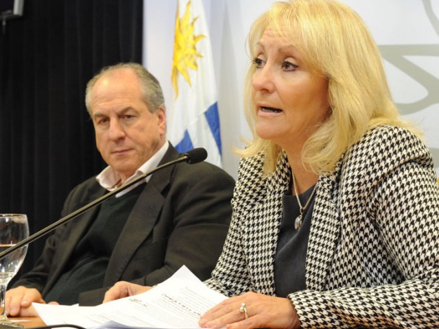 Gobierno espera que otra planta de celulosa en Uruguay impulse actividad industrial conexa