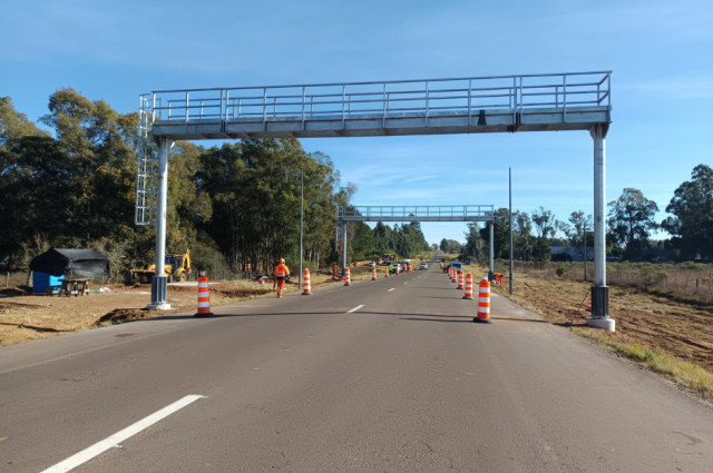 Se suman nuevos pórticos a la red vial nacional Se suman nuevos pórticos a la red vial nacional